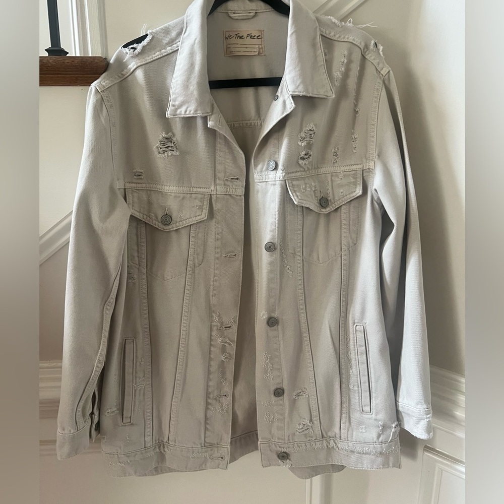 WE THE FREE Vintage Inspired Distressed Denim Jacket